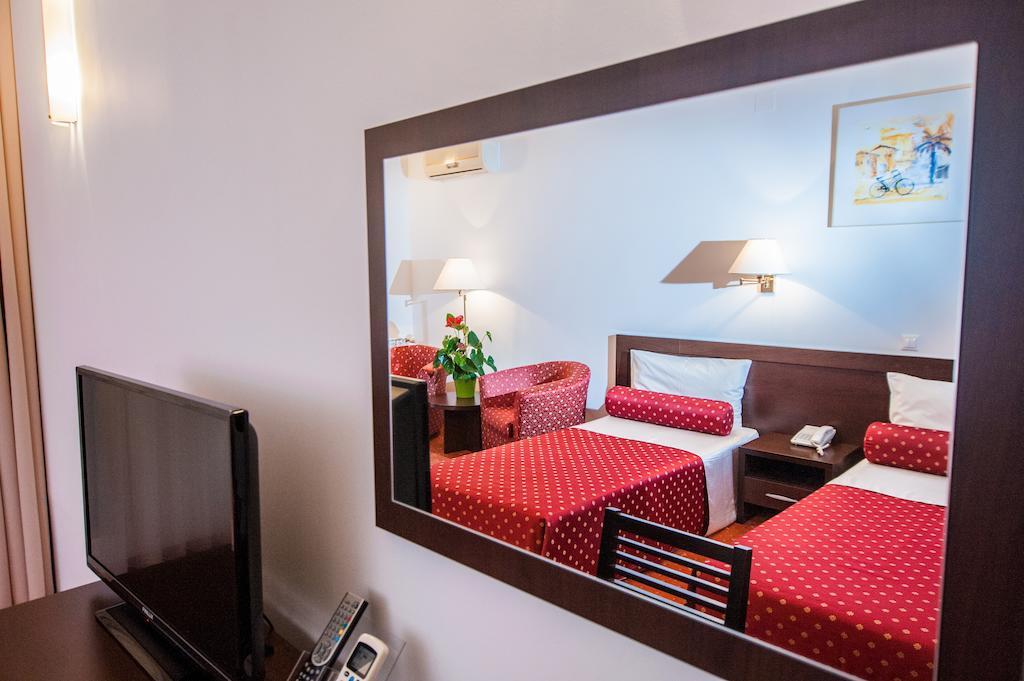 Hotel Mon Jardin Махмудия Стая снимка